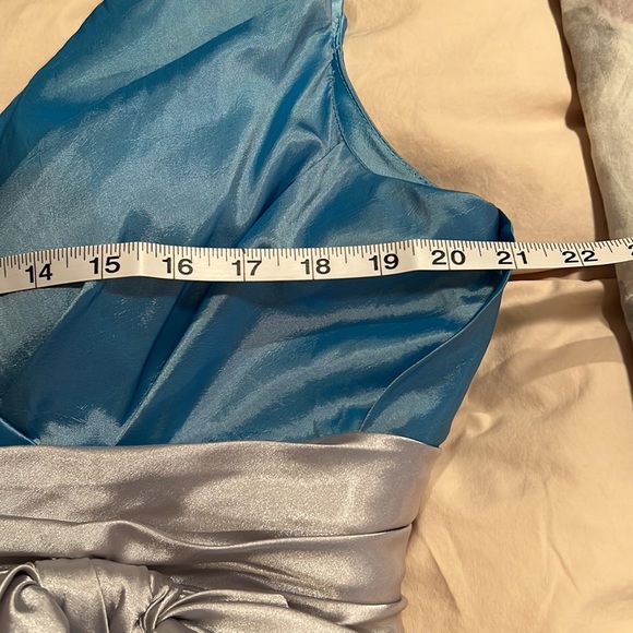 Beautiful Shimmery Blue formal gown with large bow accent - Picture 7 of 7